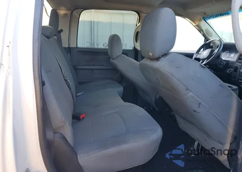 2015 Ram 2500 St z USA, uszkodzony, nr VIN 3C6UR4CJ6FG573399